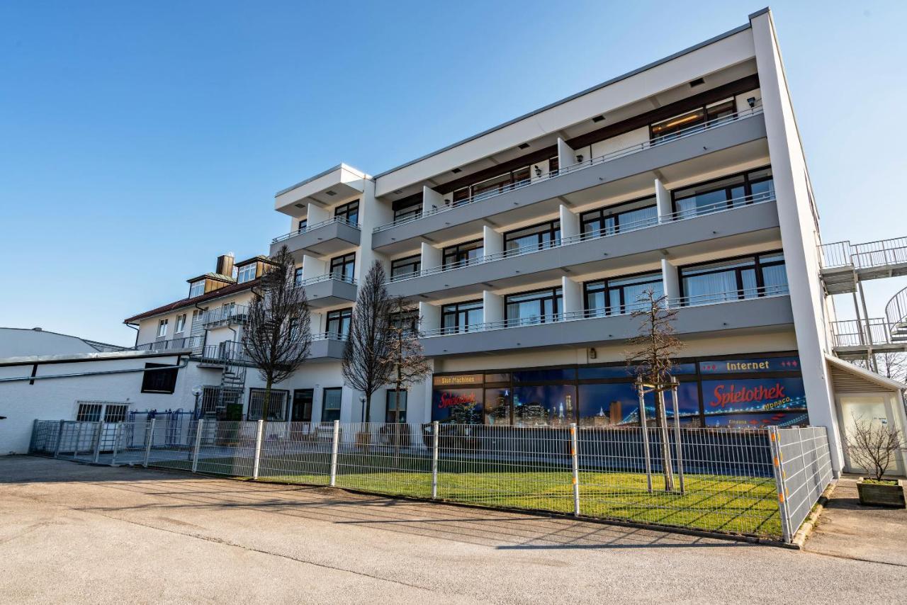 Huber Living Basic 203 Apartment แกร์เมอร์ริง ภายนอก รูปภาพ