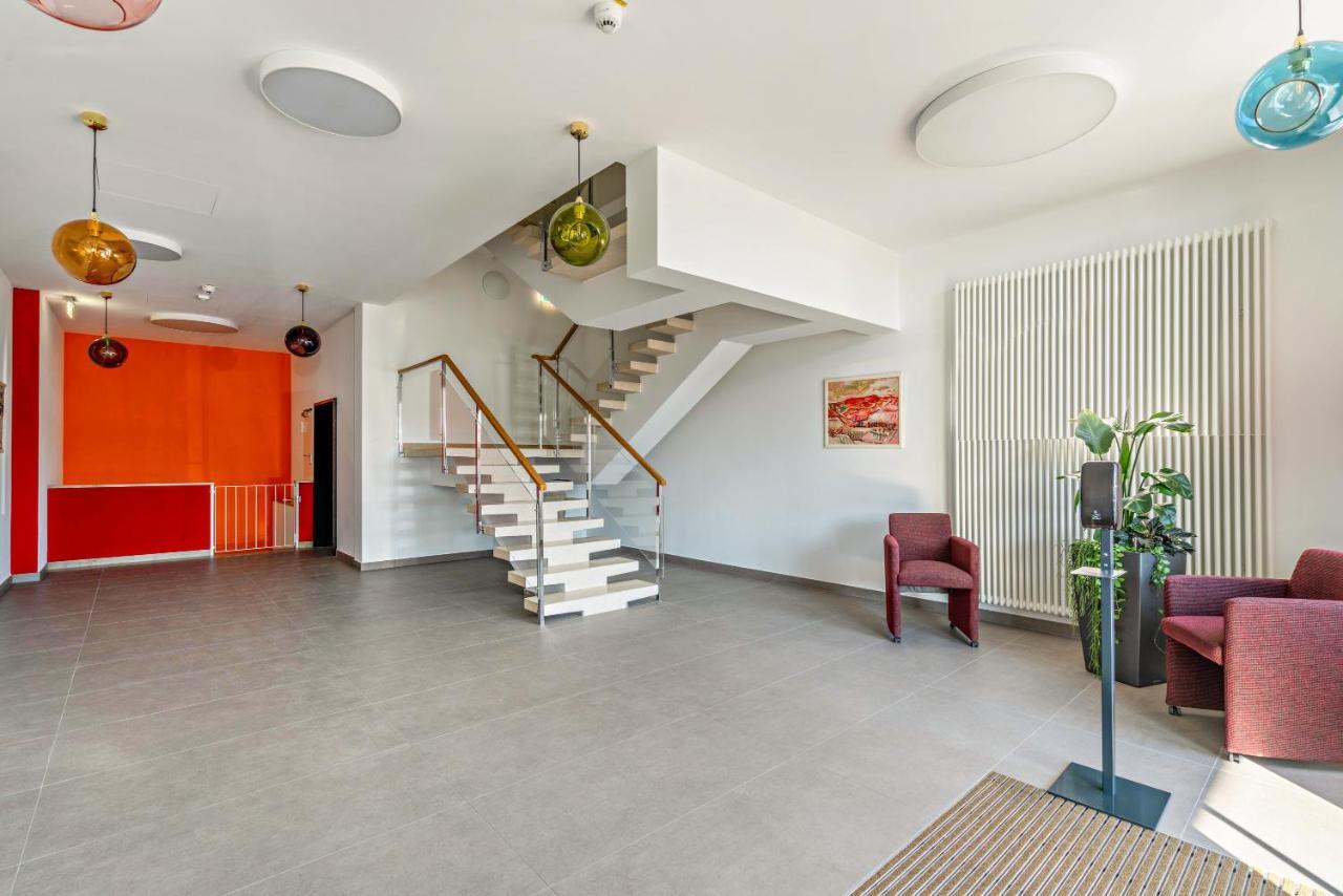 Huber Living Basic 203 Apartment แกร์เมอร์ริง ภายนอก รูปภาพ